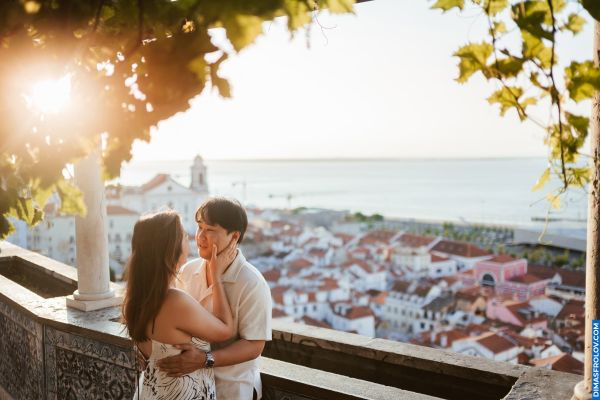 Solo Travel & Dating: Capturing Your Lisbon Adventure for Your Profile